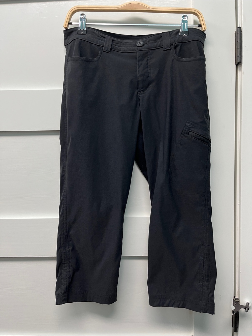 Eddie Bauer Black Crop Pants Size 8